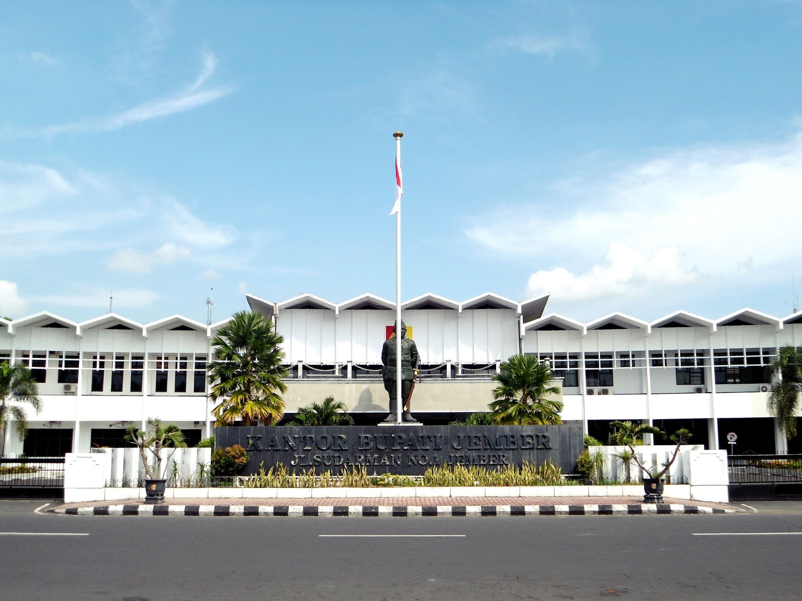 Travel Malang Jember PP