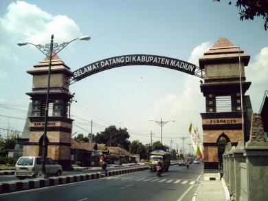 Travel Malang Madiun PP (code)